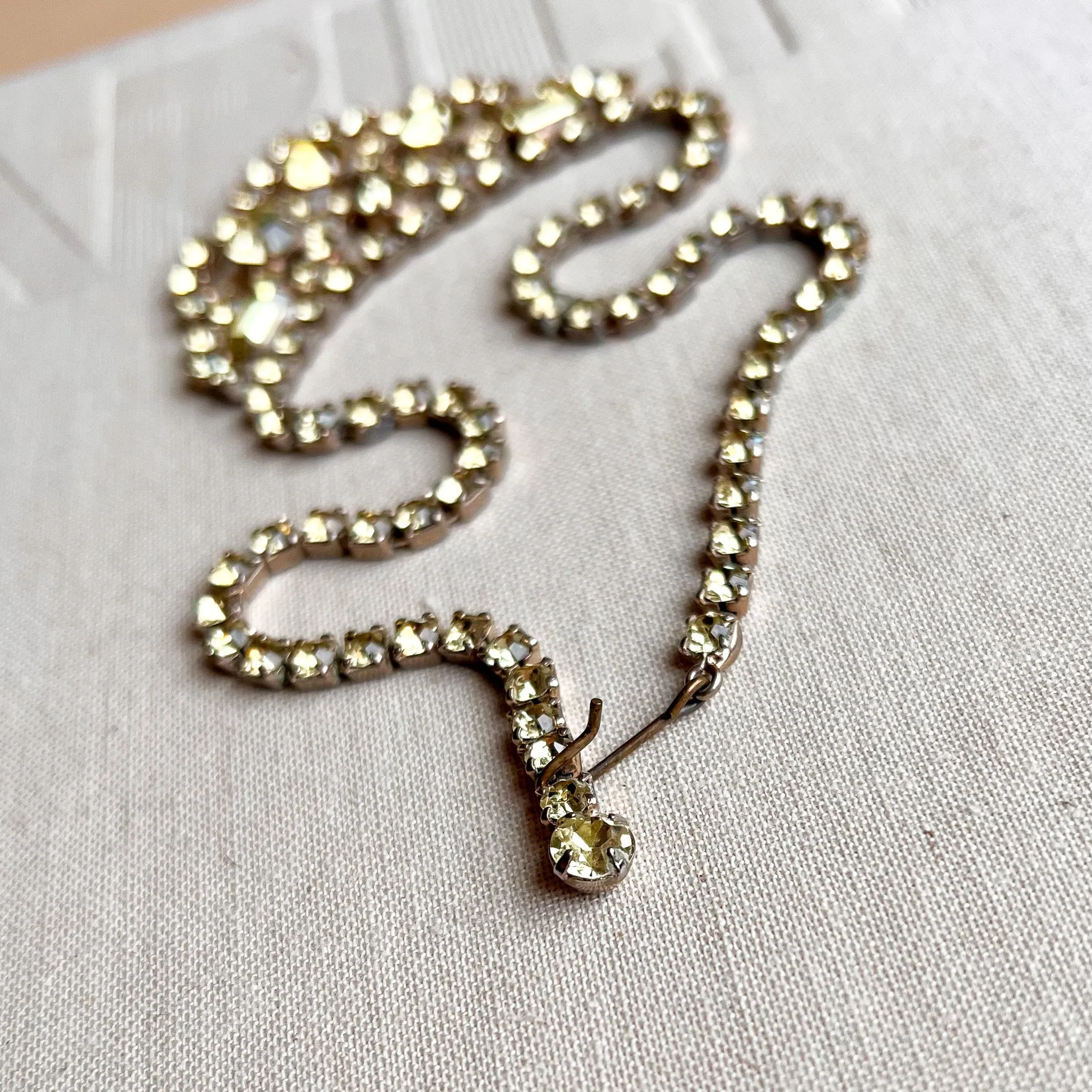 1950s Peridot Rhinestone Choker Necklace