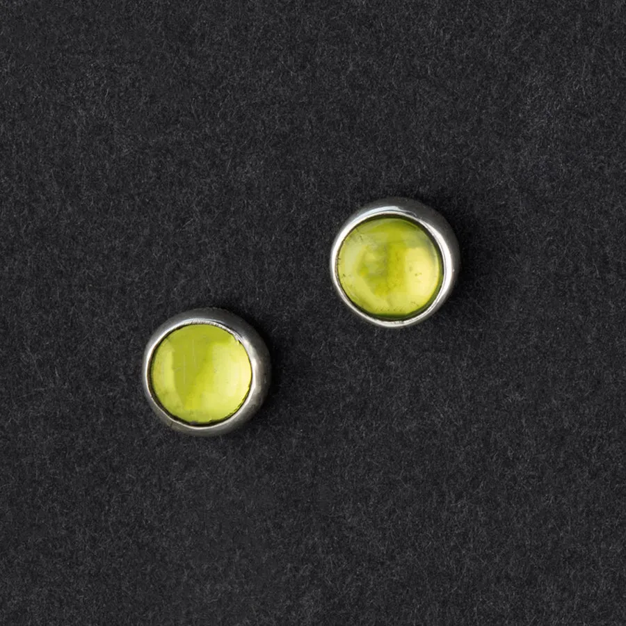 6mm Peridot Stud Earrings