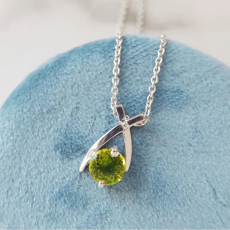 Arizona Peridot Silver Jewelry 'X' Arizona Peridot Pendant