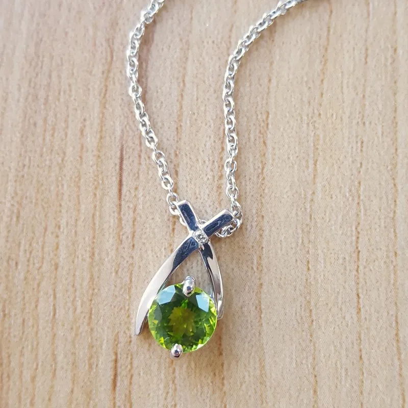 Arizona Peridot Silver Jewelry 'X' Arizona Peridot Pendant