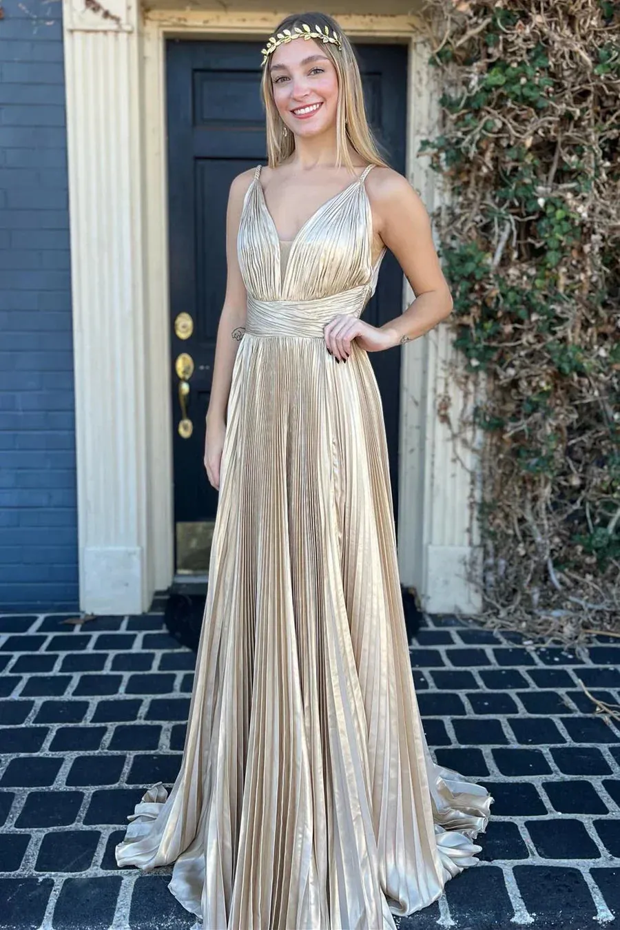Champagne V Neck Spaghetti Straps A-Line Formal Party Dress Charming Evening Dress