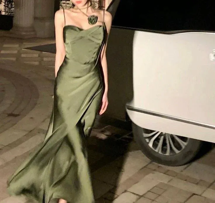 Dark Green Spaghetti Straps Sheath Long Party Dress Charming Evening Dress Wholesale