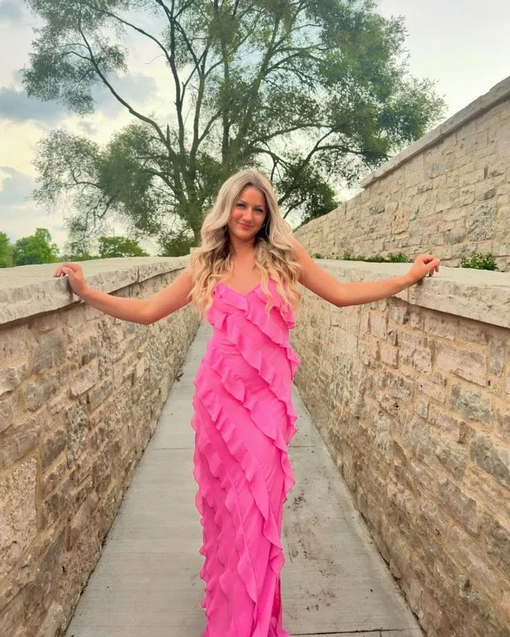 Elegant Chiffon Ruffle Party Dress Long Prom Dress Charming Evening Dress