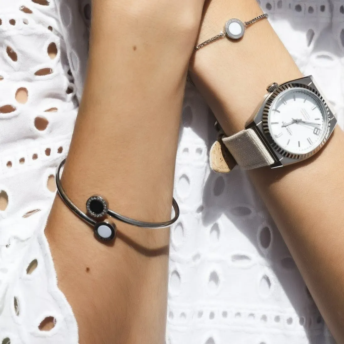 OCEAN BLACK AND WHITE CHIPS WITH ZIRCONIA BANGLE