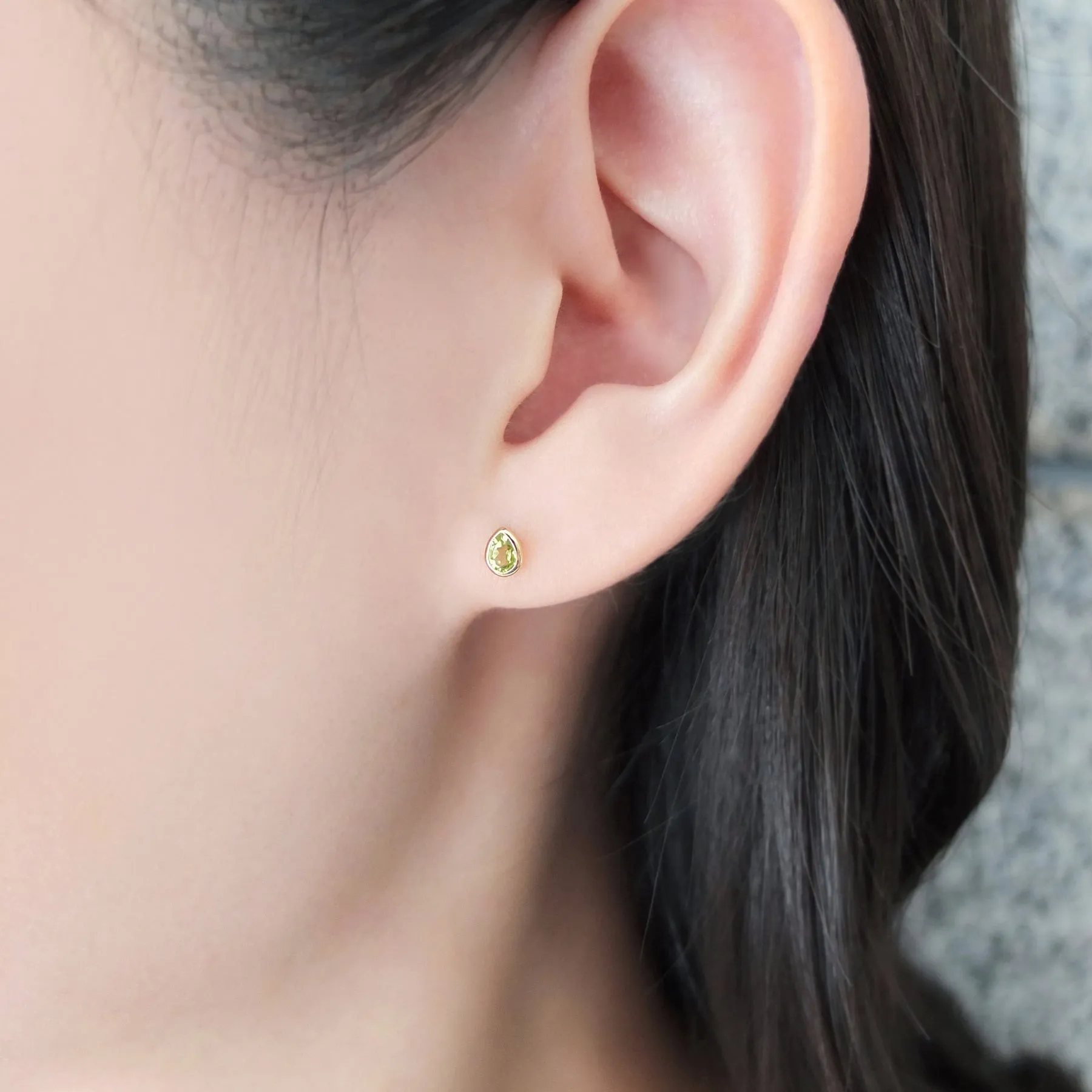 [Second Earrings] 18K Yellow Gold Peridot Drop Earrings